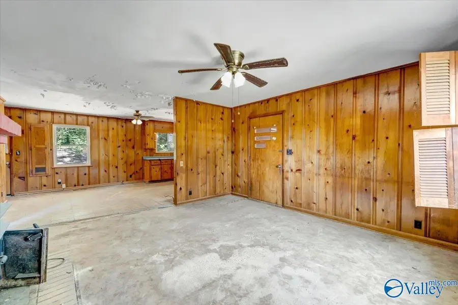112 N Greenway Drive, Trinity, AL 35673 - #3