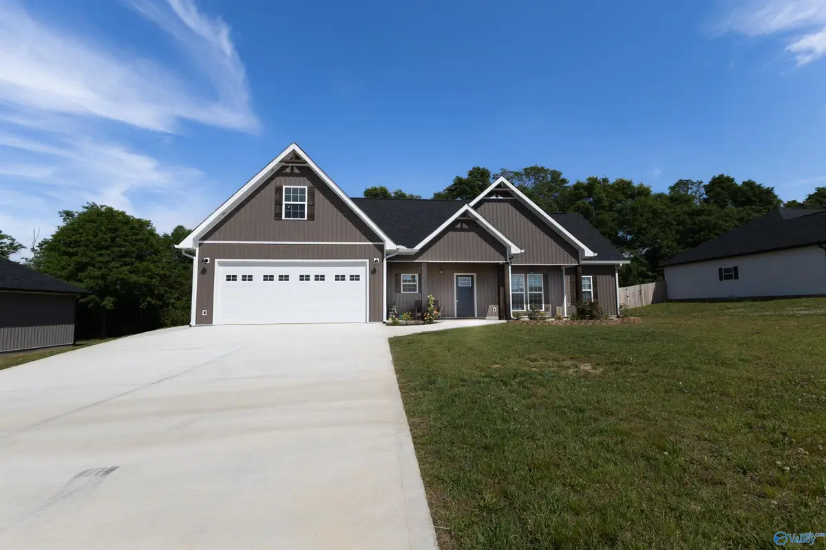 128 Carrington Lane, Albertville, AL 35950 - #1