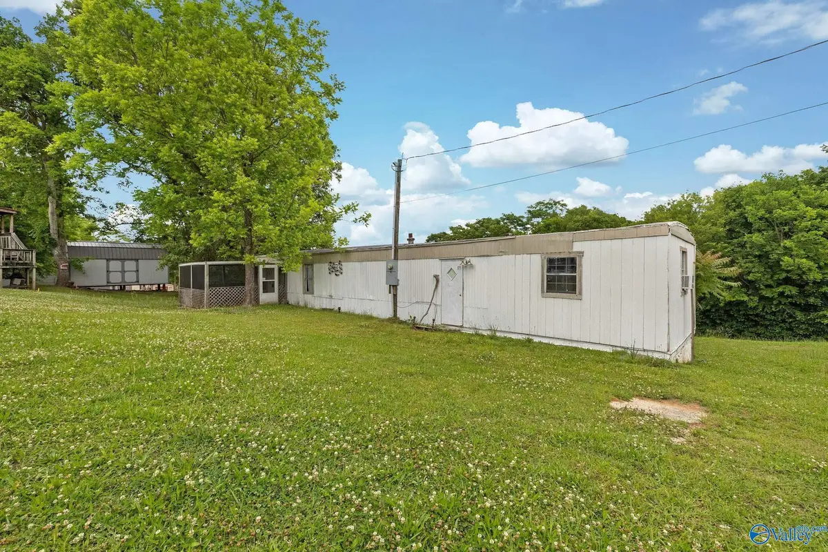 1904 Williamson Street, Guntersville, AL 35976 - #1
