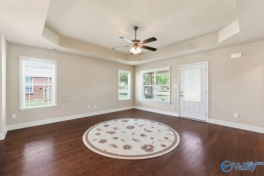 4610 Carrington Blvd Se, Owens Cross Roads, AL 35763 - #3