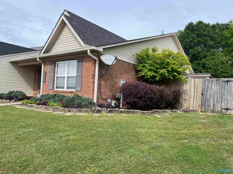 1524 Georgetown Street Sw, Decatur, AL 35603 - #2