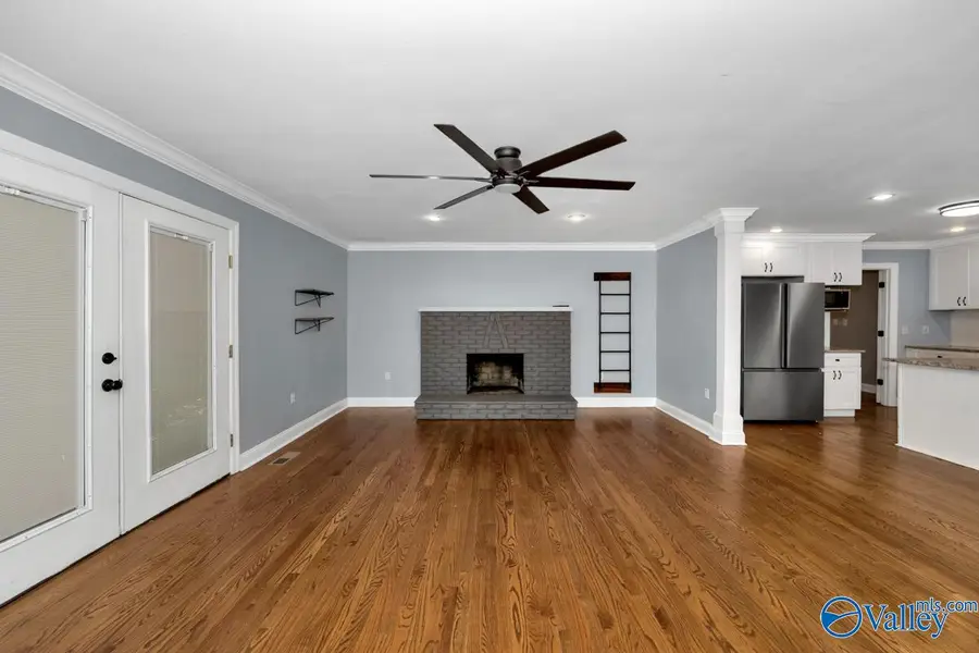 207 Lily Flagg Road Se, Huntsville, AL 35802 - #3