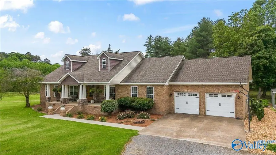 162 Allison Road, Albertville, AL 35950 - #2