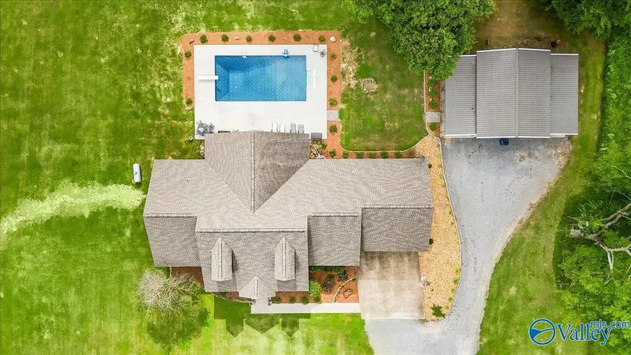 162 Allison Road, Albertville, AL 35950 - #3