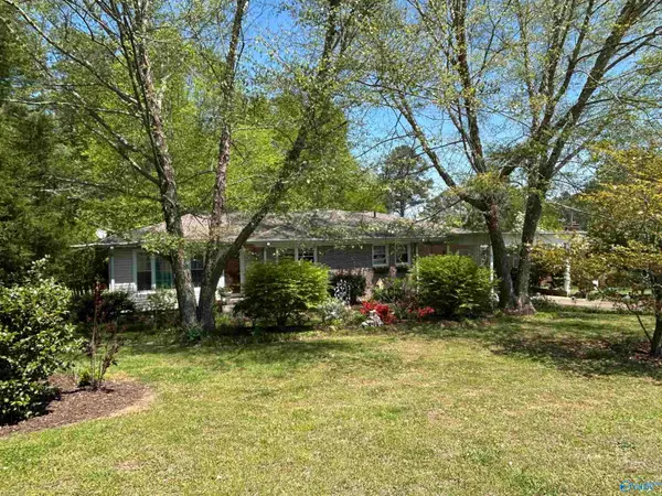 405 Mountain Drive, Gadsden, AL 35904