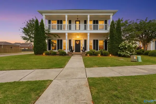 52 Atherton Circle Sw, Huntsville, AL 35824