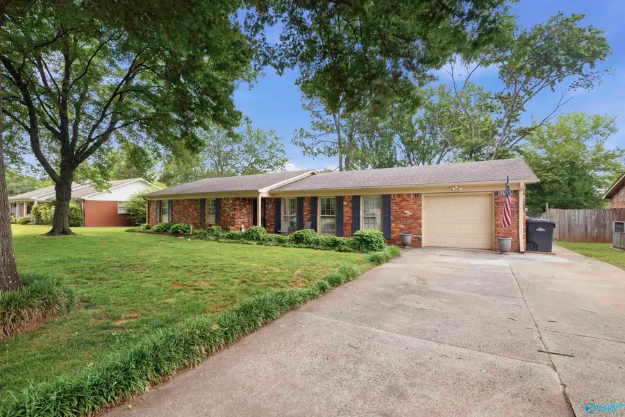 1204 Garth Avenue Sw, Decatur, AL 35601 - #2