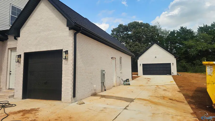 106 Sickle Mower Circle, New Market, AL 35761 - #2
