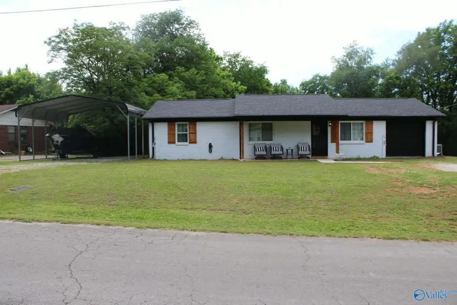 241 Woodland Street, New Market, AL 35761 - #2