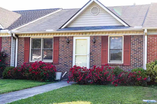 389 Cherry Street Nw, Hartselle, AL 35640