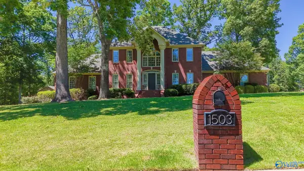1503 Magnolia Drive, Hartselle, AL 35640