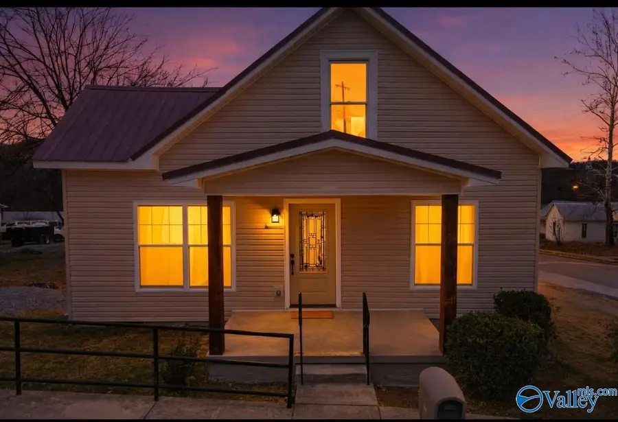 301 Bellview Avenue N, Fayetteville, TN 37334 - #2