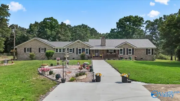 3615 Fry Gap Road, Arab, AL 35016
