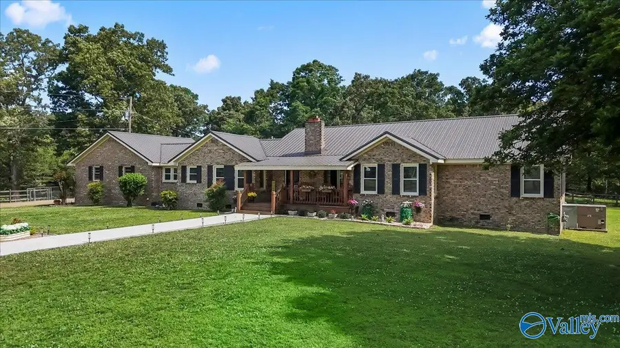 3615 Fry Gap Road, Arab, AL 35016 - #2