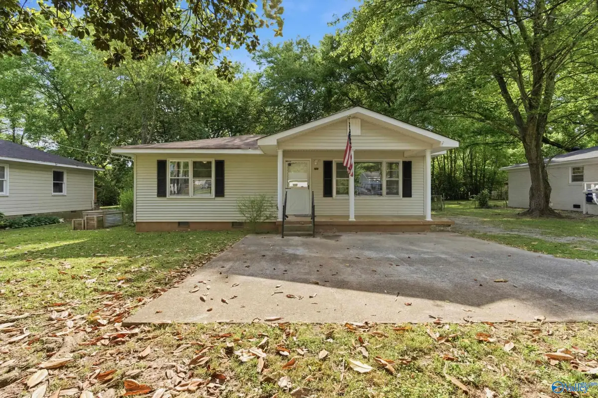 3505 Gay Street Nw, Huntsville, AL 35810 - #1