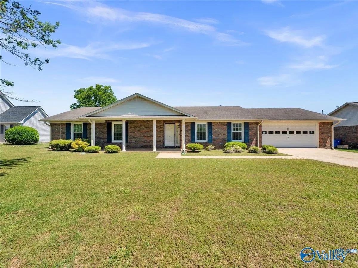 404 Crutcher Circle, Athens, AL 35611 - #1