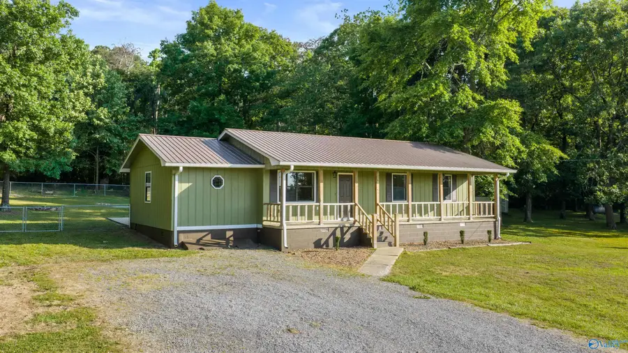 5008 County Road 121, Fort Payne, AL 35968 - #2