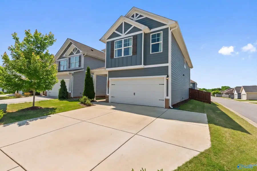 7202 Chatfield Way Nw, Huntsville, AL 35806 - #2