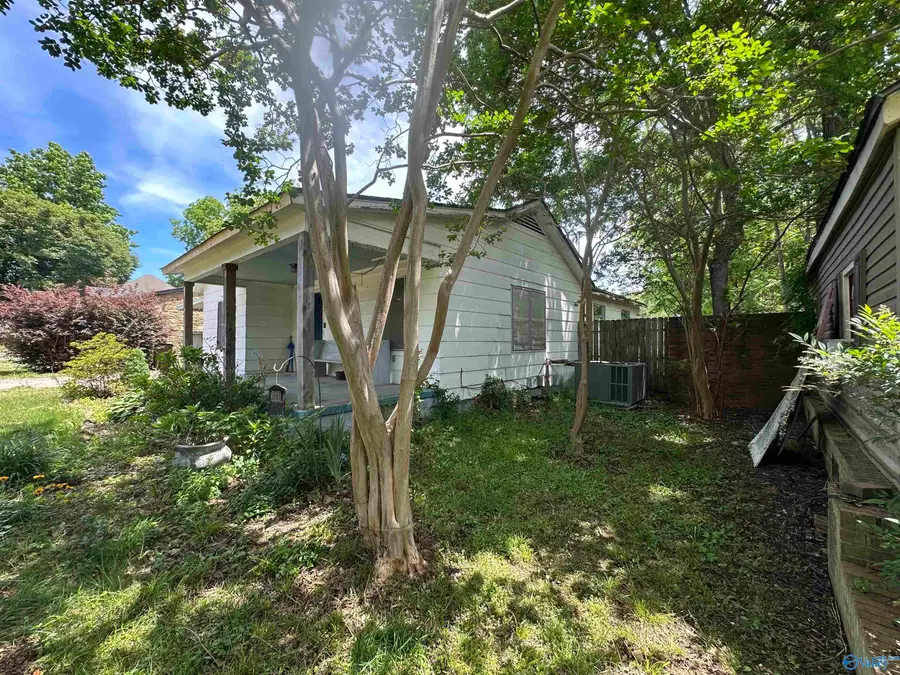 1110 10th Avenue Se, Decatur, AL 35603 - #3
