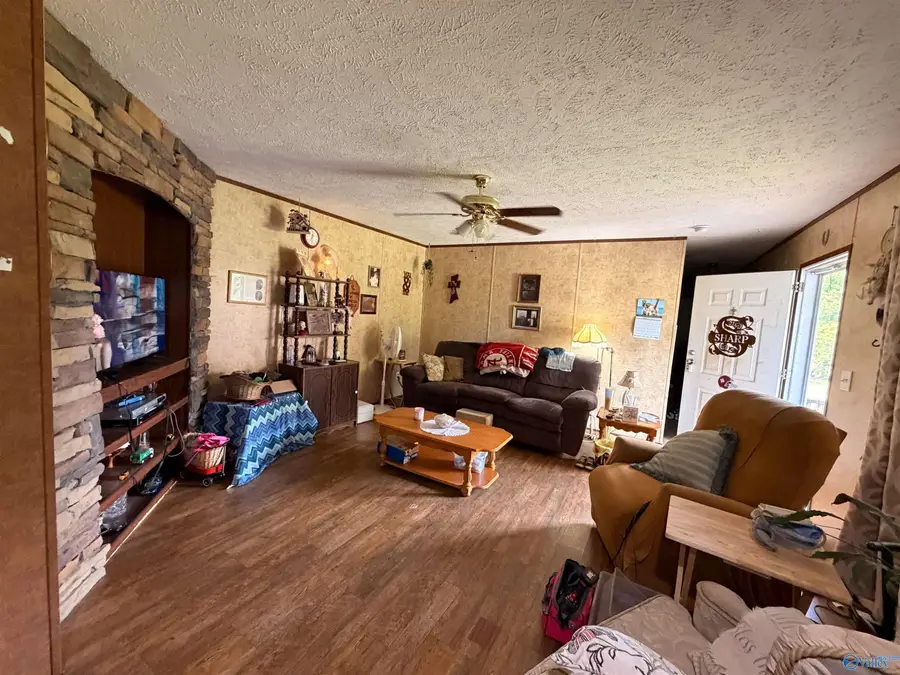 903 County Road 418, Dutton, AL 35744 - #3