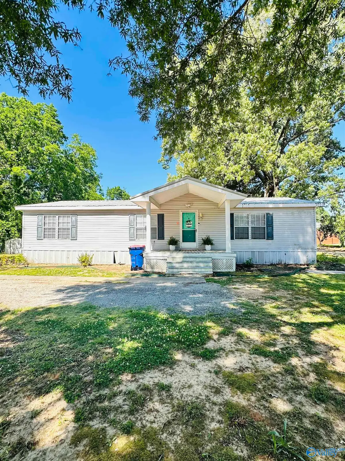 175 Monroe Street, Courtland, AL 35618 - #1