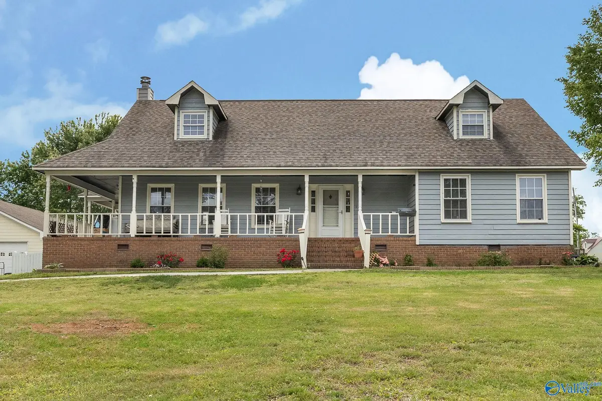 26 Rush Ln, Guntersville, AL 35976 - #1