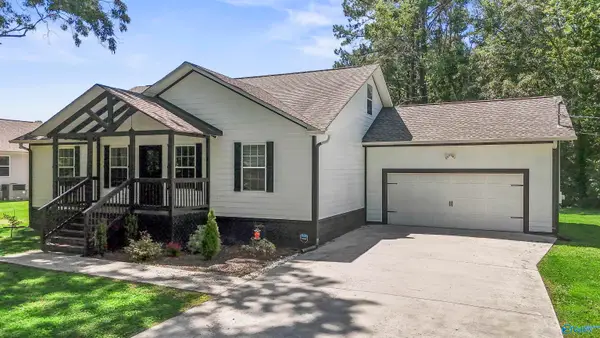 155 Cumberlind Drive, Guntersville, AL 35976