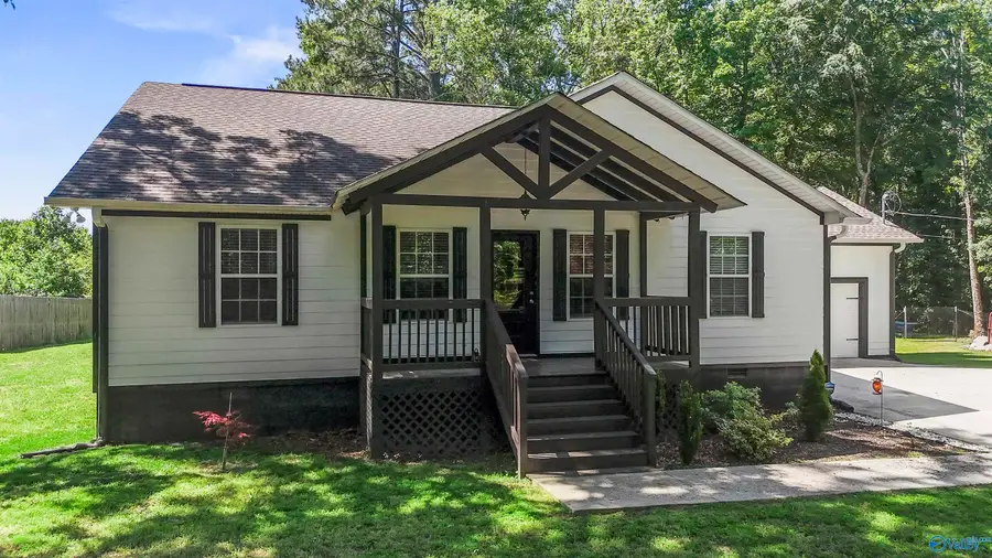 155 Cumberlind Drive, Guntersville, AL 35976 - #3