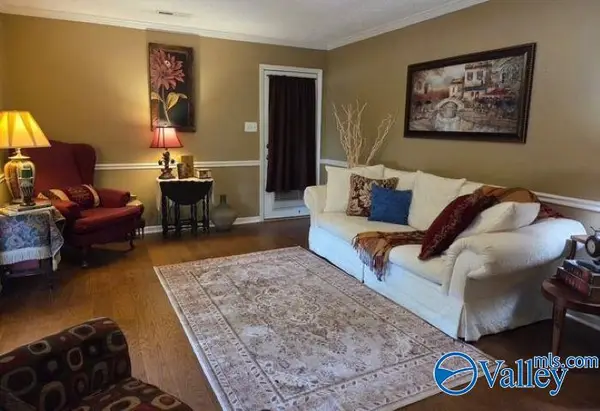 2437 Halifax Place, Decatur, AL 35601