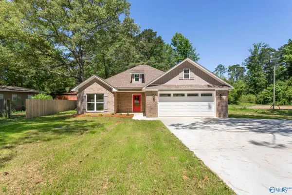 407 North College Street, Glencoe, AL 35905