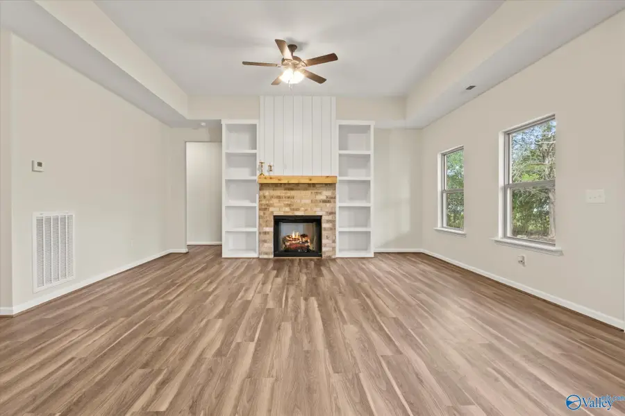 185 Krimson Circle, Albertville, AL 35951 - #2