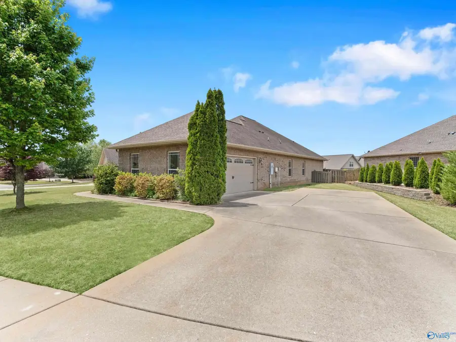 22 Cypress Grove Lane, Huntsville, AL 35824 - #2