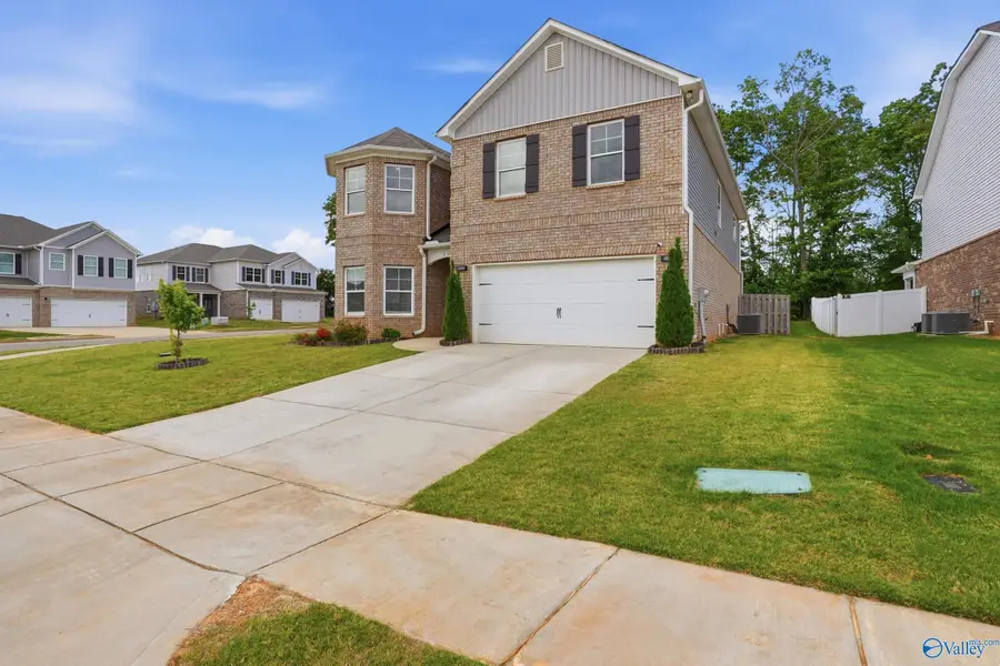101 Brighton Lake Court, New Market, AL 35761 - #3