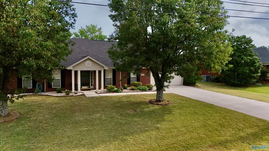 211 Williston Drive, Huntsville, AL 35806 - #2