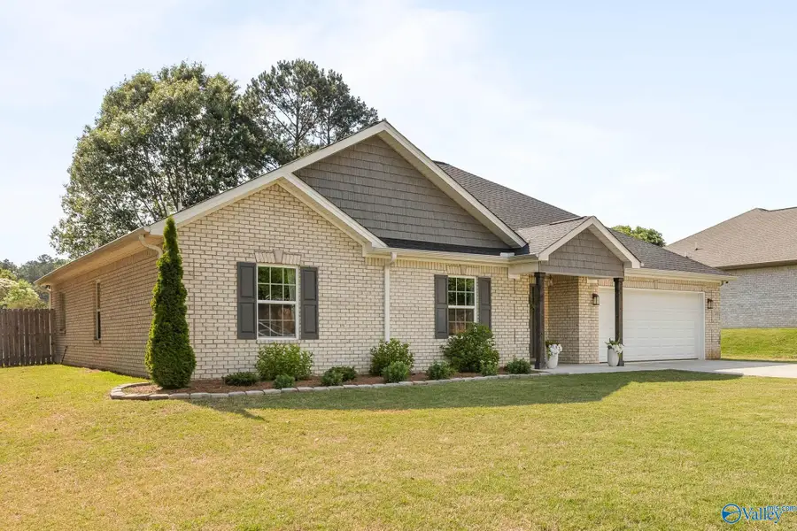 17499 Jones Road, Athens, AL 35613 - #2