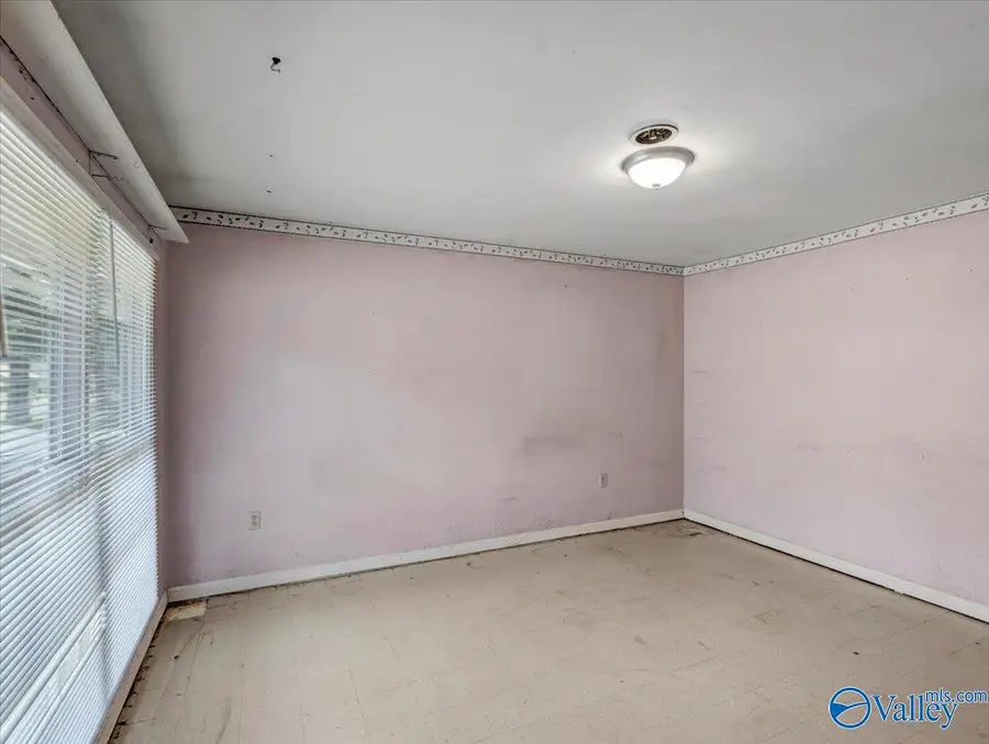 2471 Mount Vernon Road Nw, Huntsville, AL 35810 - #3