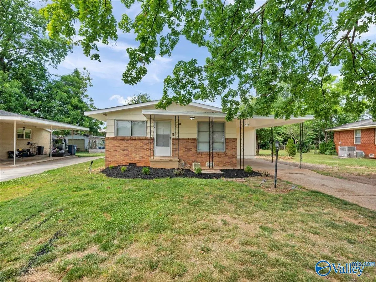 735 W Arbor Drive Nw, Huntsville, AL 35811 - #1