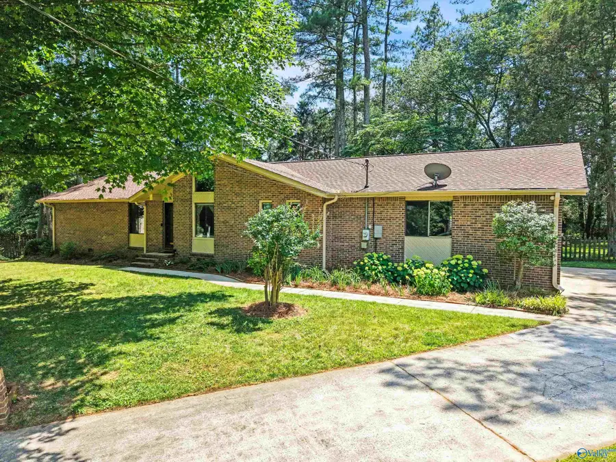 679 Cambridge Drive, Madison, AL 35758 - #2