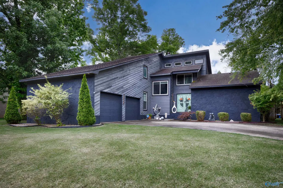 148 Kingswood Drive, Huntsville, AL 35806 - #1