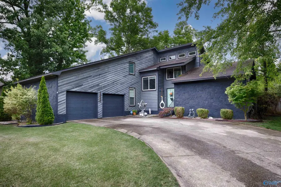 148 Kingswood Drive, Huntsville, AL 35806 - #3