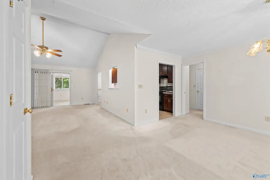 725 Mountain Gap Road Se, Huntsville, AL 35803 - #3