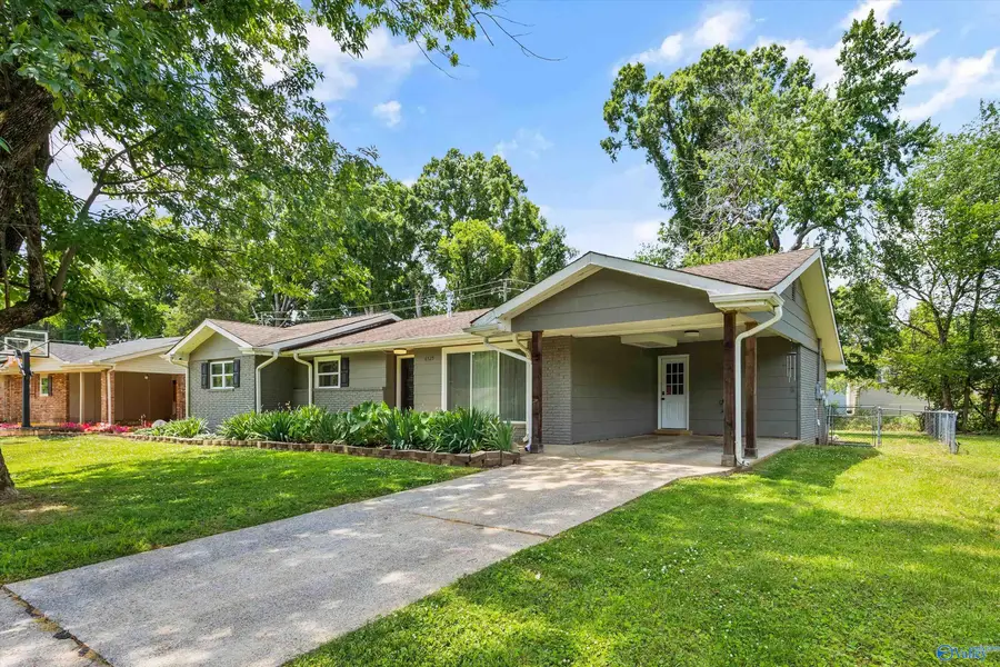 6525 Marsh Avenue Nw, Huntsville, AL 35806 - #3