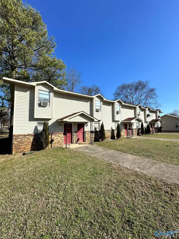1309 Halsey Avenue Ne, Huntsville, AL 35801