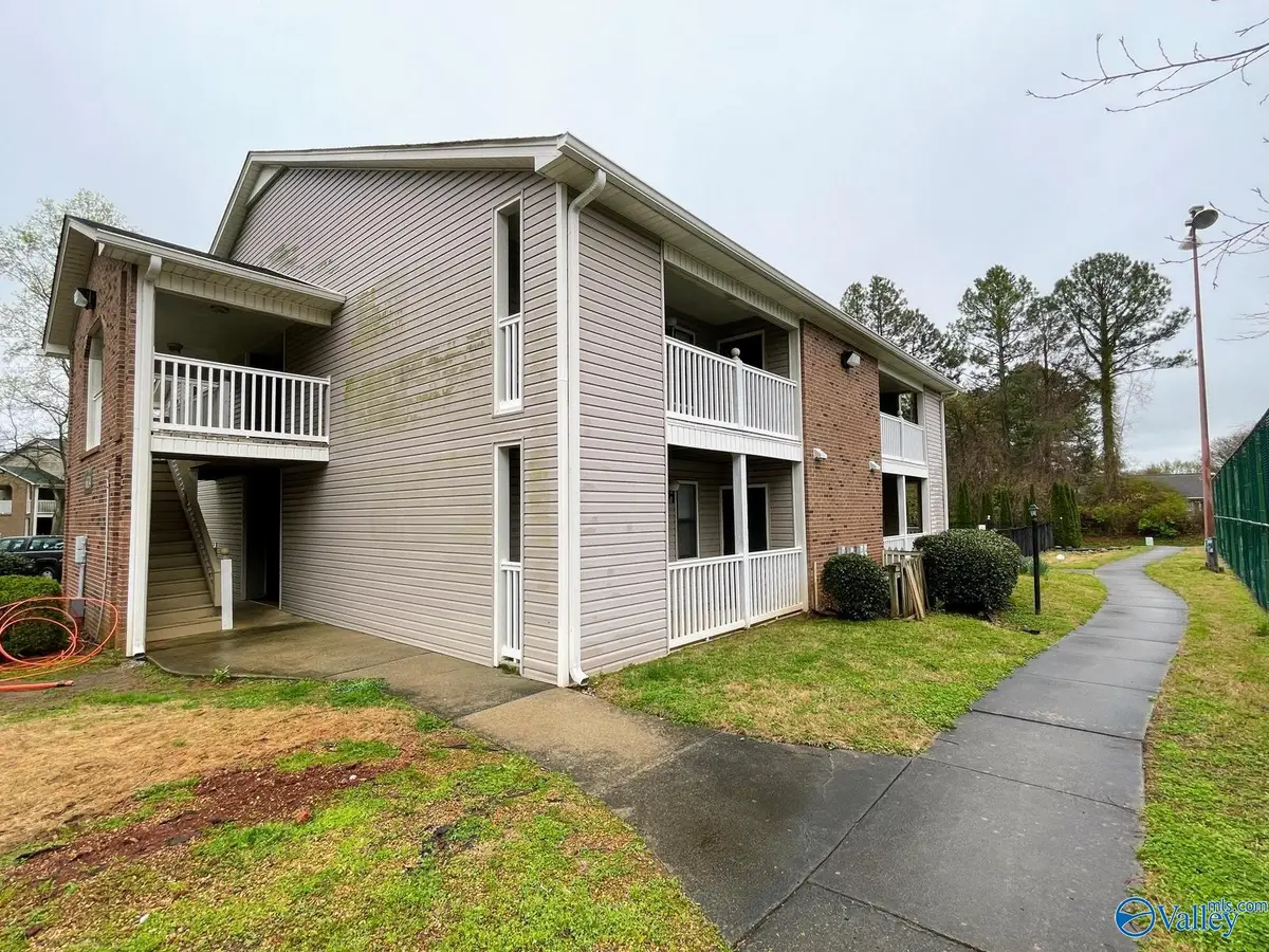 6634 Willow Point Drive Nw #F, Huntsville, AL 35806 - #1
