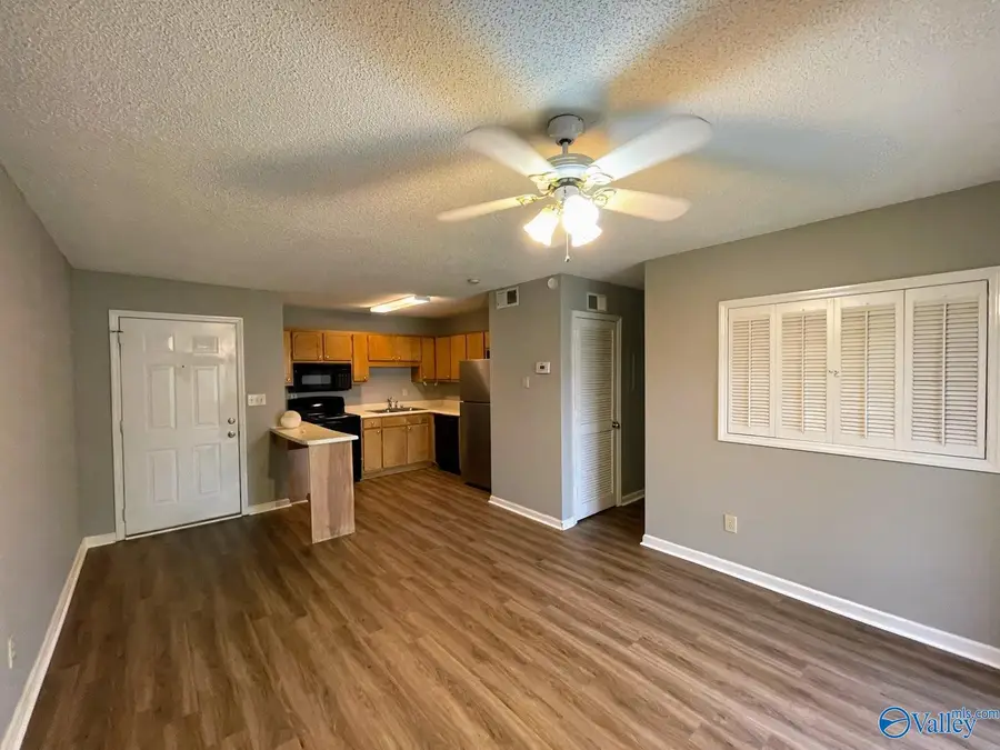 6634 Willow Point Drive Nw #F, Huntsville, AL 35806 - #3