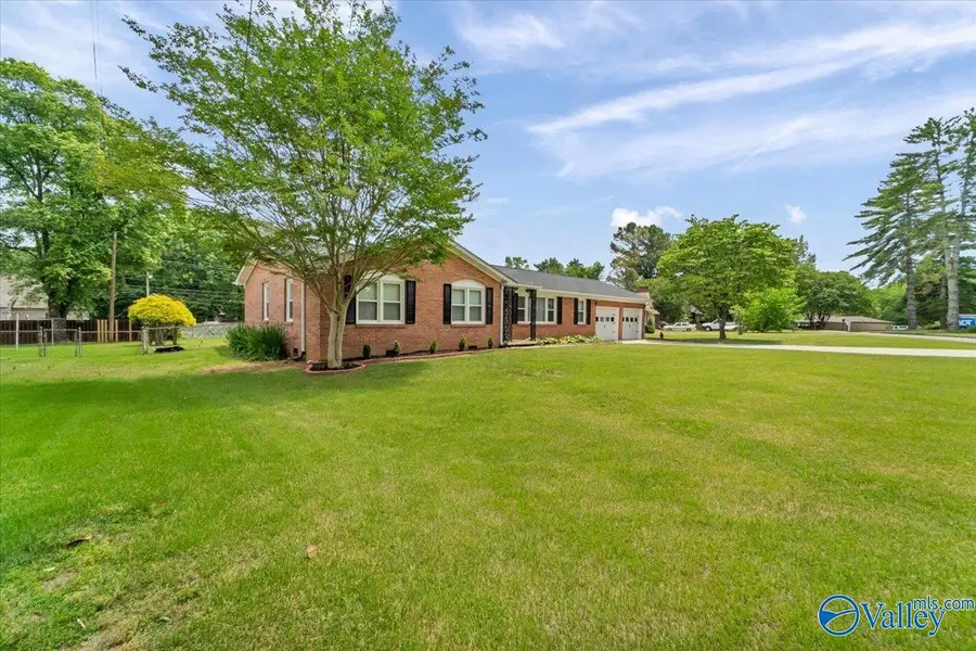 306 Buckeye Street, Athens, AL 35611 - #3