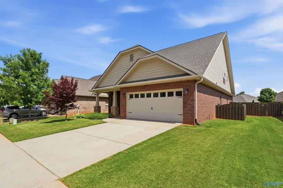 428 E Mossyleaf Drive Sw, Huntsville, AL 35824 - #3