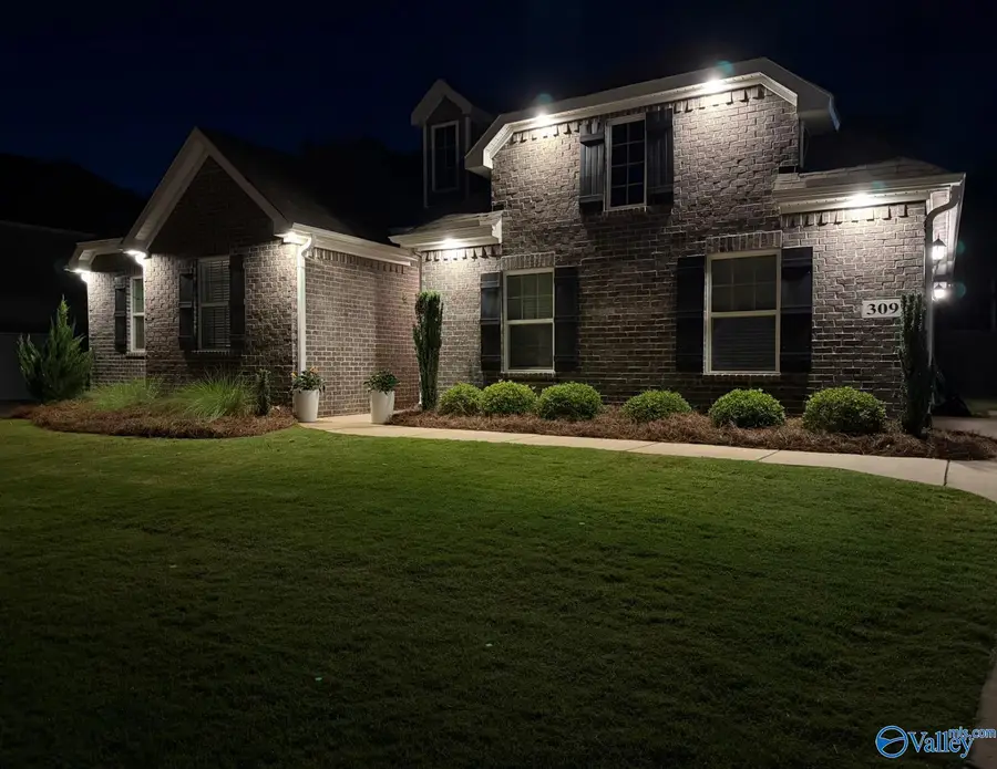 309 Creek Grove Avenue, New Market, AL 35761 - #3
