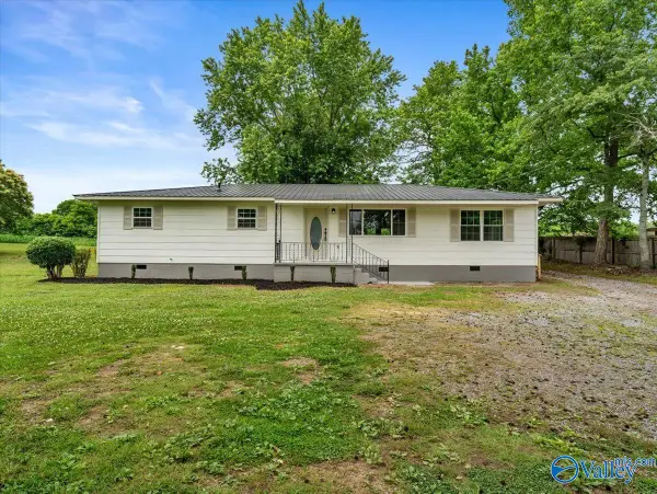 255 Vaughn Drive, Rainsville, AL 35986