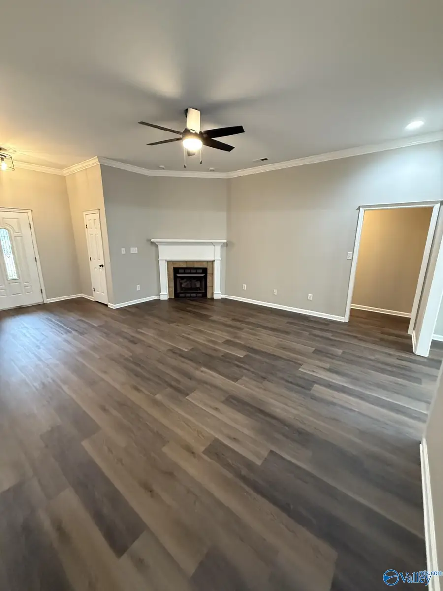606 Sherry Street, Hartselle, AL 35640 - #3